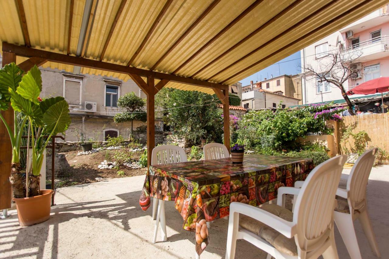 Emanuel Apartman Пула Екстер'єр фото