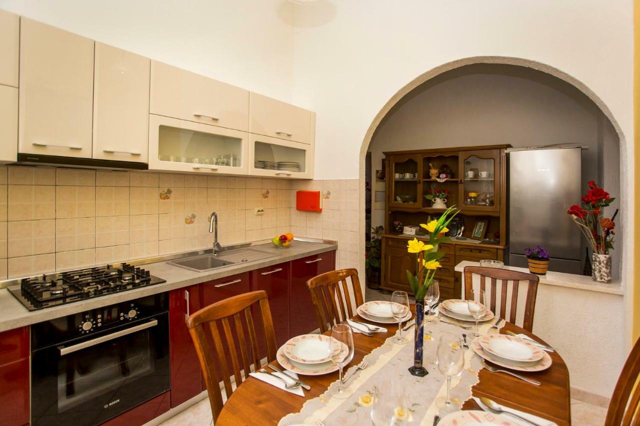 Emanuel Apartman Пула Екстер'єр фото