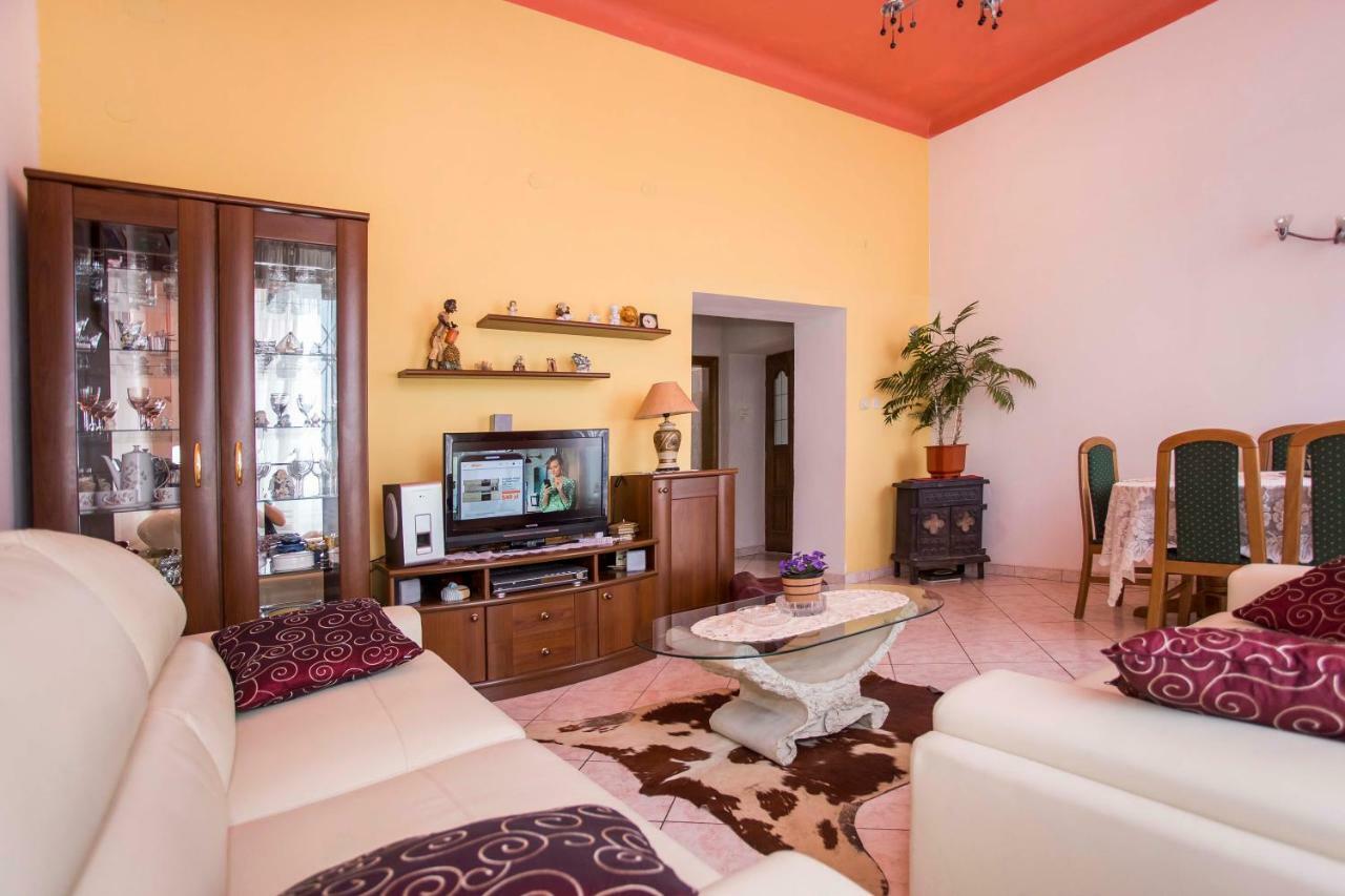 Emanuel Apartman Пула Екстер'єр фото